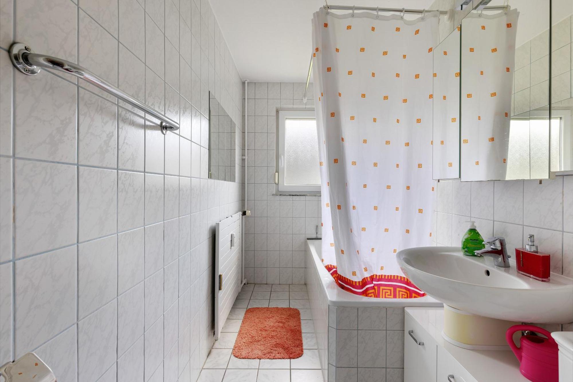 Helle, Ruhige Dachwohnung Eningen unter Achalm Exteriör bild